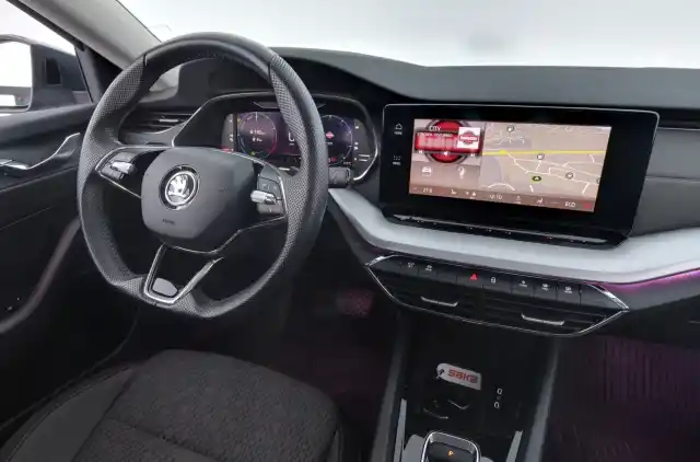 Harmaa Farmari, Skoda Octavia – GPT-154