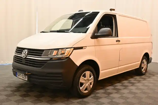 Valkoinen Pakettiauto, Volkswagen Transporter – GPT-528