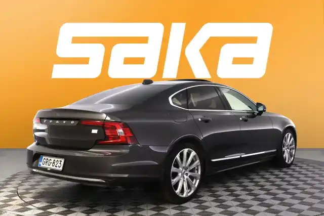 Harmaa Sedan, Volvo S90 – GRG-823