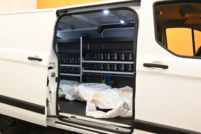 Valkoinen Pakettiauto, Ford Transit Custom – GTG-429