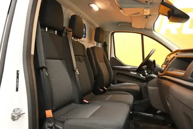 Valkoinen Pakettiauto, Ford Transit Custom – GTG-429