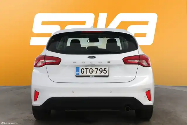 Valkoinen Viistoperä, Ford Focus – GTG-795