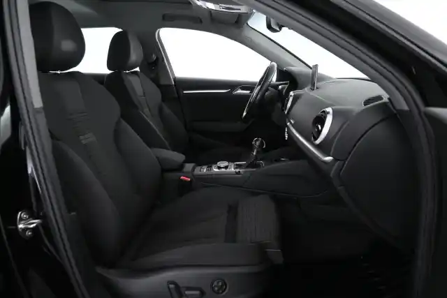 Musta Viistoperä, Audi A3 – GZU-233