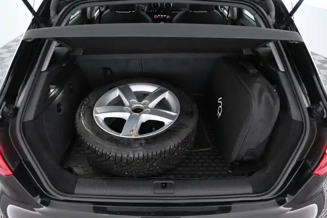Musta Viistoperä, Audi A3 – GZU-233