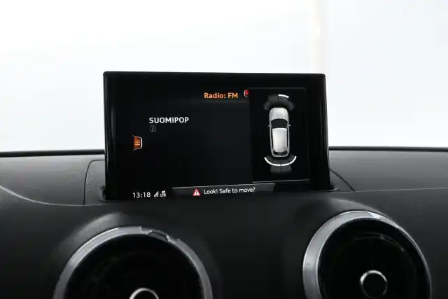 Musta Viistoperä, Audi A3 – GZU-233