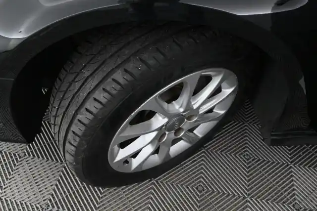 Musta Viistoperä, Audi A3 – GZU-233