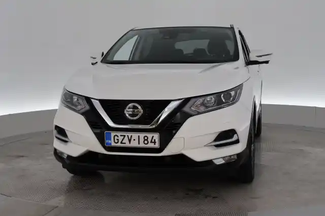 Valkoinen Maastoauto, Nissan Qashqai – GZV-184