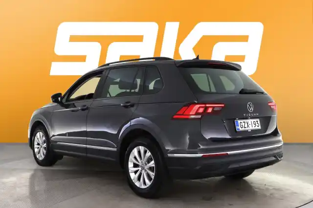 Harmaa Maastoauto, Volkswagen Tiguan – GZX-193