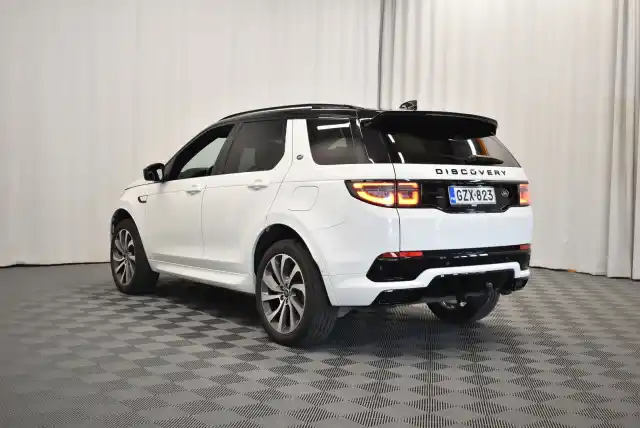 Valkoinen Maastoauto, Land Rover Discovery Sport – GZX-823