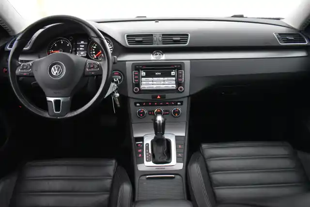 Hopea Farmari, Volkswagen Passat – GZY-938