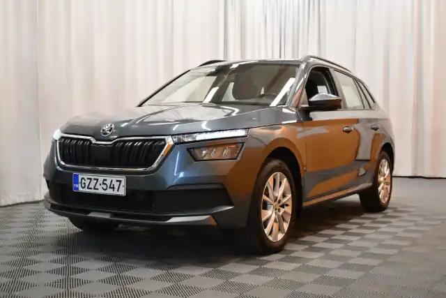 Harmaa Viistoperä, Skoda Kamiq – GZZ-547