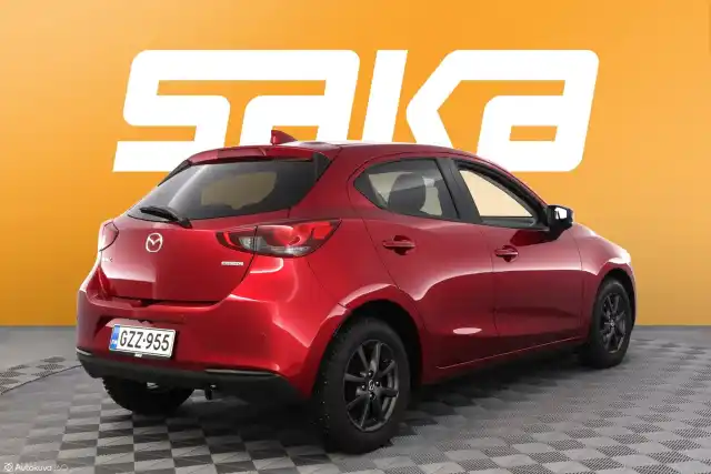 Punainen Viistoperä, Mazda 2 – GZZ-955