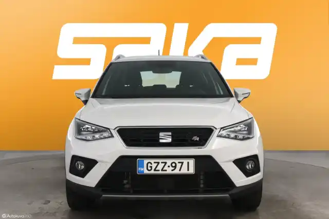 Valkoinen Viistoperä, Seat Arona – GZZ-971