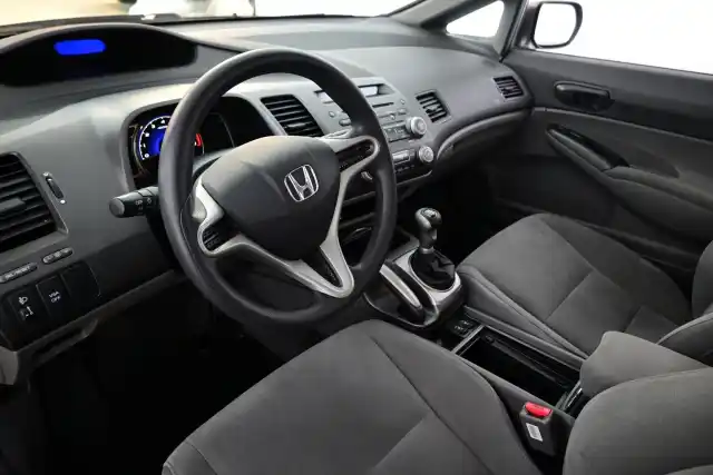 Harmaa Sedan, Honda Civic – HBI-267