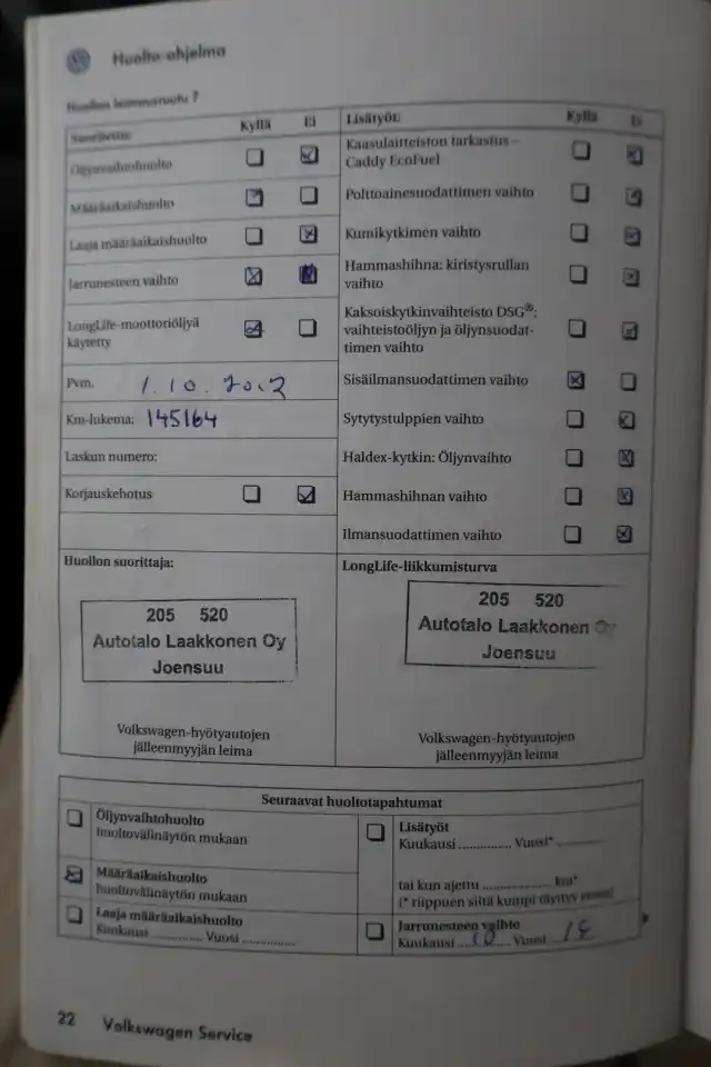 Valkoinen Pakettiauto, Volkswagen Transporter – HEZ-609