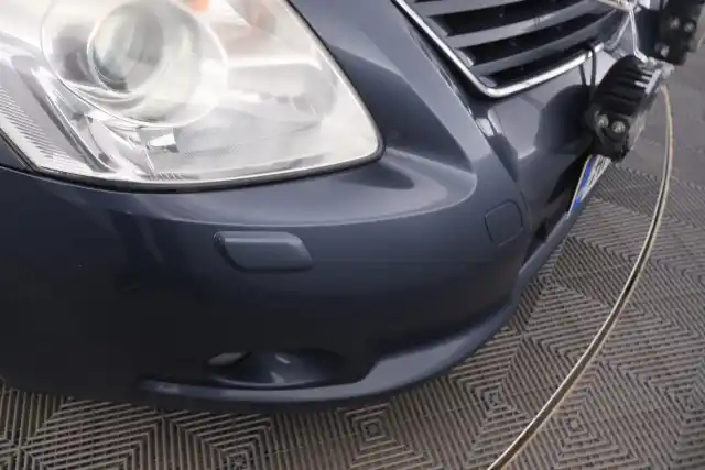 Sininen Farmari, Toyota Avensis – HHY-126