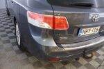 Sininen Farmari, Toyota Avensis – HHY-126, kuva 44