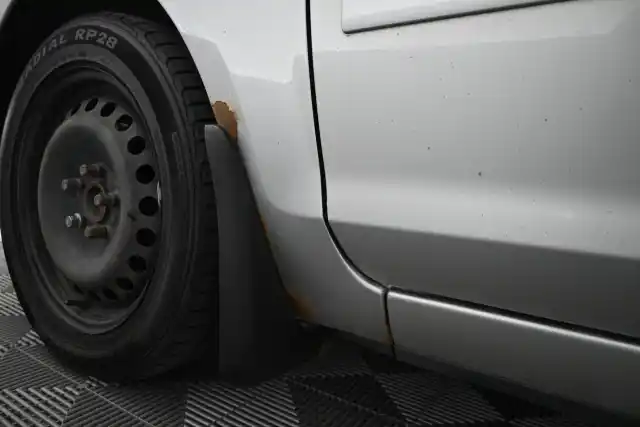 Harmaa Farmari, Ford Focus – HJI-127