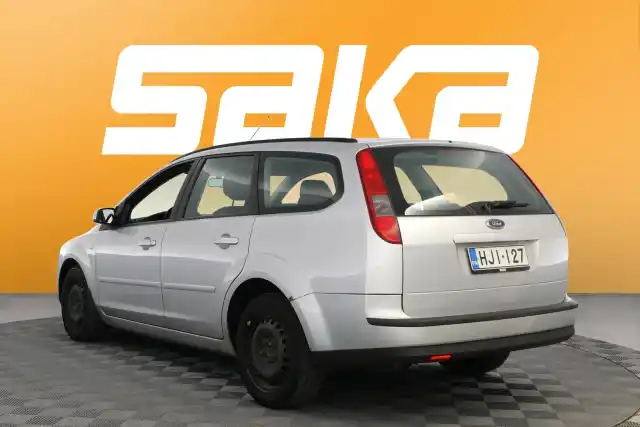 Harmaa Farmari, Ford Focus – HJI-127