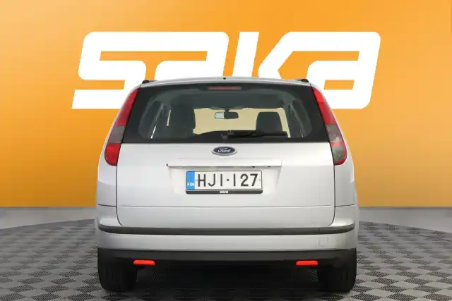 Harmaa Farmari, Ford Focus – HJI-127