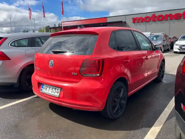 Punainen Viistoperä, Volkswagen Polo – HKY-534