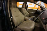 Sininen Maastoauto, Volvo XC60 – HKZ-411, kuva 8