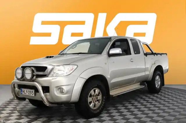 Hopea Avolava, Toyota Hilux – HLY-293