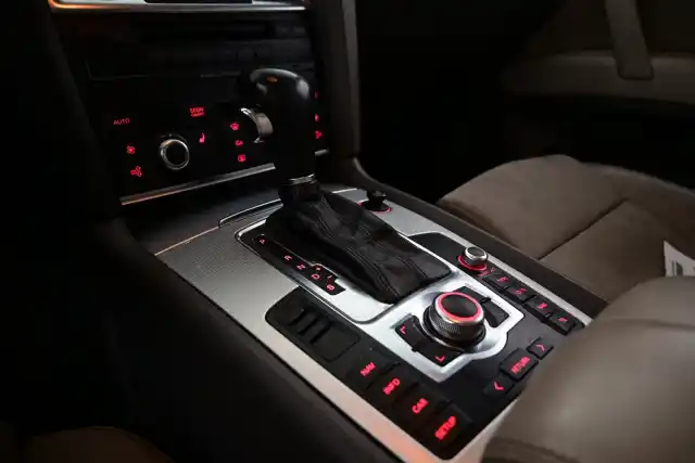 Hopea Maastoauto, Audi Q7 – HLY-670