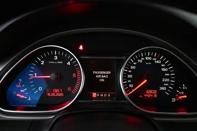 Hopea Maastoauto, Audi Q7 – HLY-670