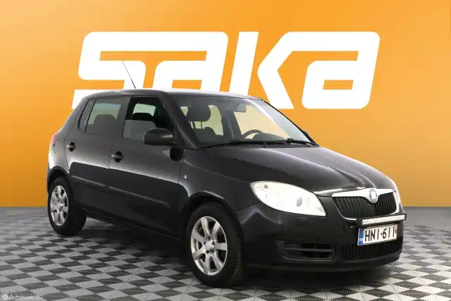 Musta Viistoperä, Skoda Fabia – HNI-611