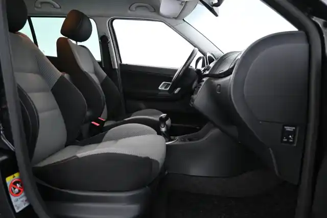 Musta Viistoperä, Skoda Fabia – HNI-611