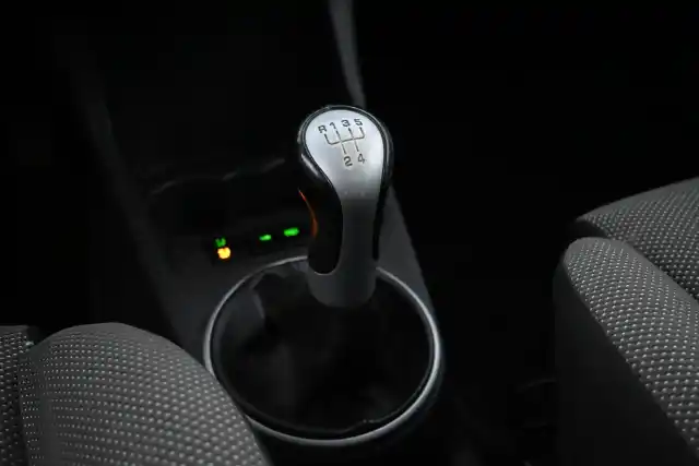 Musta Viistoperä, Skoda Fabia – HNI-611