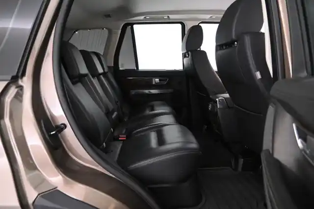 Ruskea (beige) Maastoauto, Land Rover Range Rover Sport – HRG-501