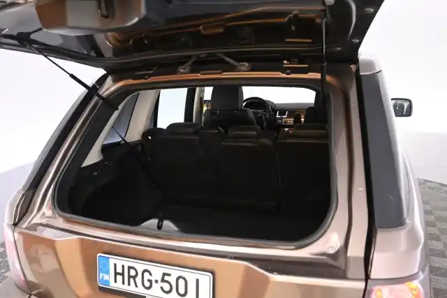 Ruskea (beige) Maastoauto, Land Rover Range Rover Sport – HRG-501