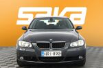Harmaa Sedan, BMW 318 – HRI-892, kuva 2