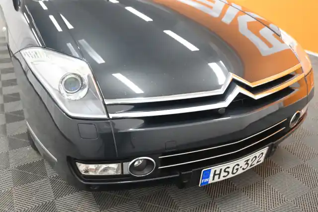 Harmaa Sedan, Citroen C6 – HSG-322