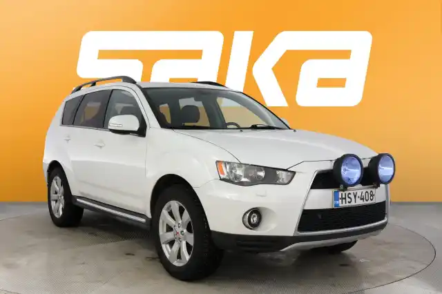 Valkoinen Maastoauto, Mitsubishi Outlander – HSY-408