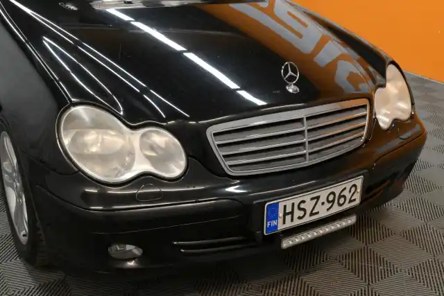 Musta Farmari, Mercedes-Benz C – HSZ-962