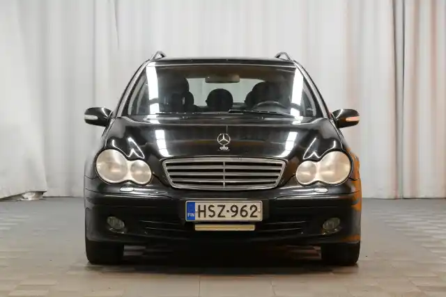 Musta Farmari, Mercedes-Benz C – HSZ-962