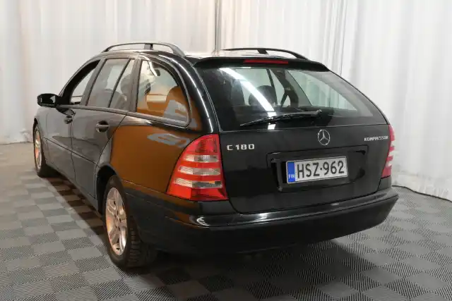 Musta Farmari, Mercedes-Benz C – HSZ-962