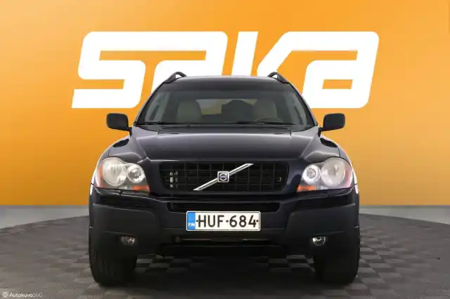 Sininen Farmari, Volvo XC90 – HUF-684