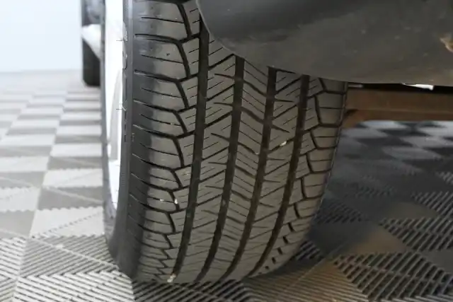 Sininen Farmari, Volvo XC90 – HUF-684