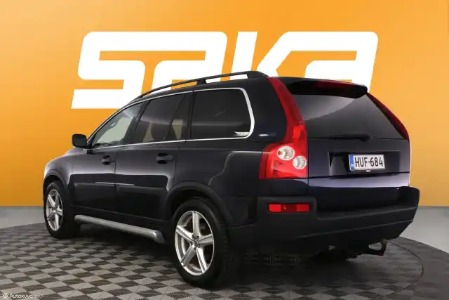 Sininen Farmari, Volvo XC90 – HUF-684
