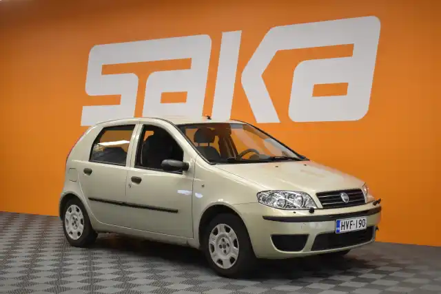 Ruskea (beige) Viistoperä, Fiat Punto – HVF-190