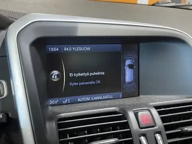 Sininen Farmari, Volvo XC60 – HVY-724