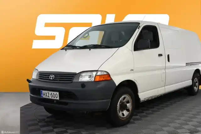 Valkoinen Pakettiauto, Toyota Hiace – HXZ-500