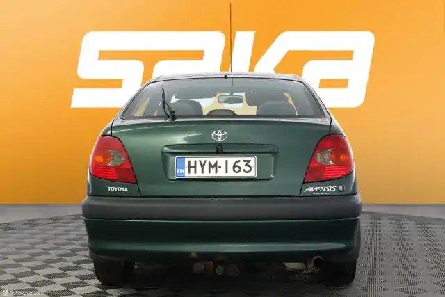 Vihreä Viistoperä, Toyota Avensis – HYM-163