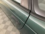 Vihreä Viistoperä, Toyota Avensis – HYM-163, kuva 12