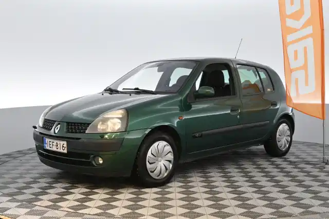 Vihreä Viistoperä, Renault Clio – IEF-816