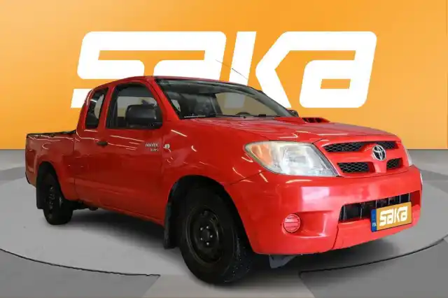 Punainen Avolava, Toyota Hilux – IEZ-515